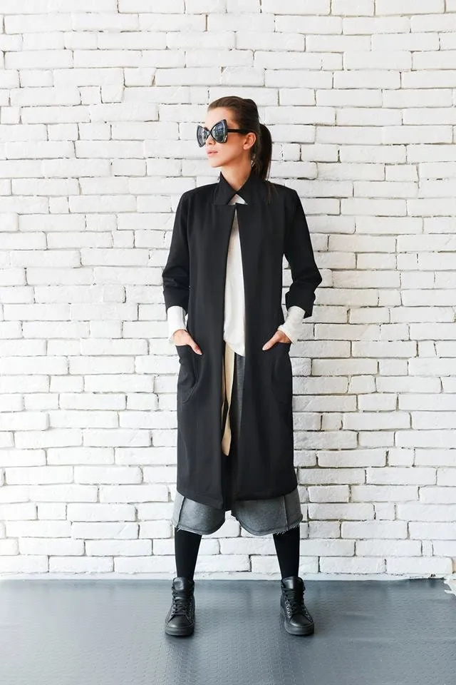 Black Loose Coat